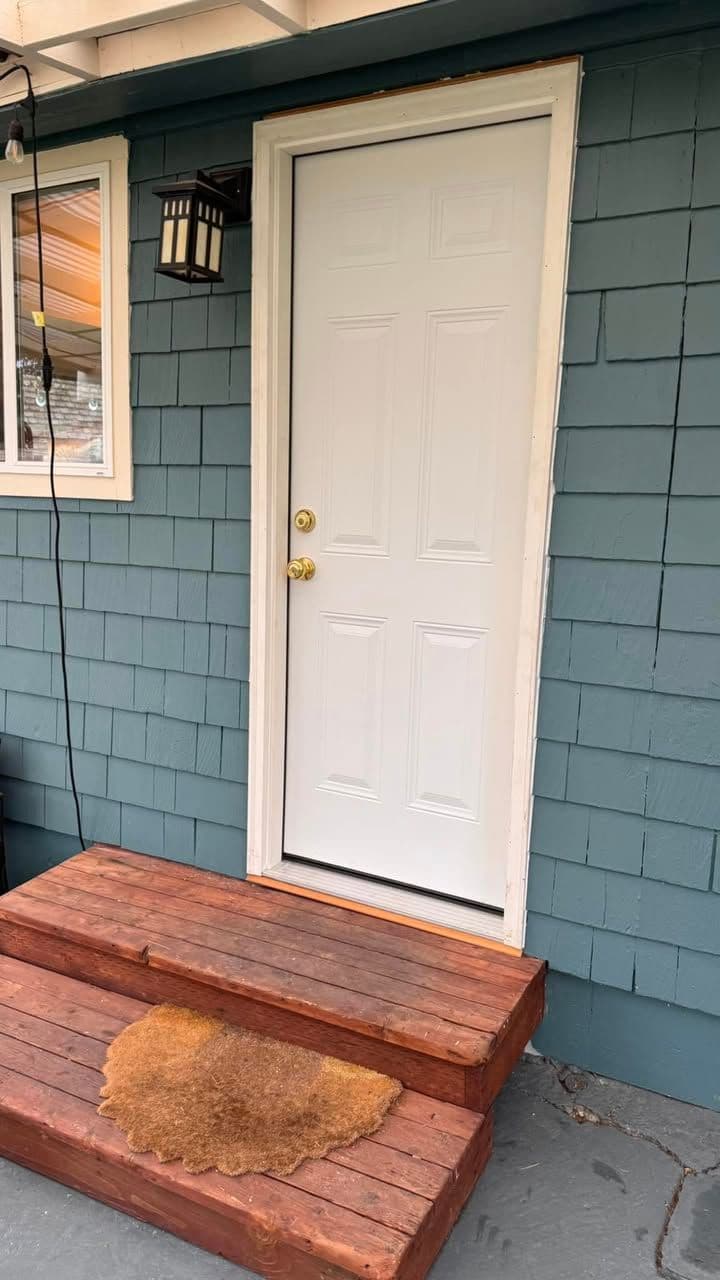 Exterior Door Replacement – Classic Metal Upgrade for Security & Style